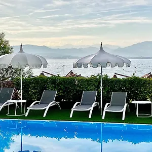 hotel-aquila-doro-desenzano-del-garda.it-lombardy.com/
